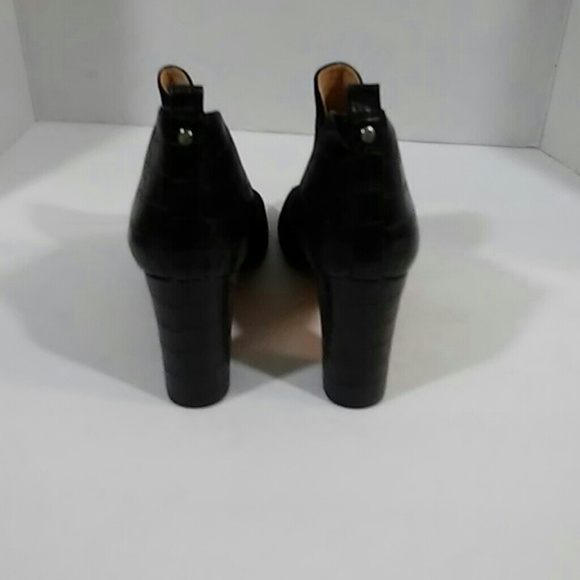 Marc Fisher 9 1/2 M black open toe ankle boot - Picture 3 of 4